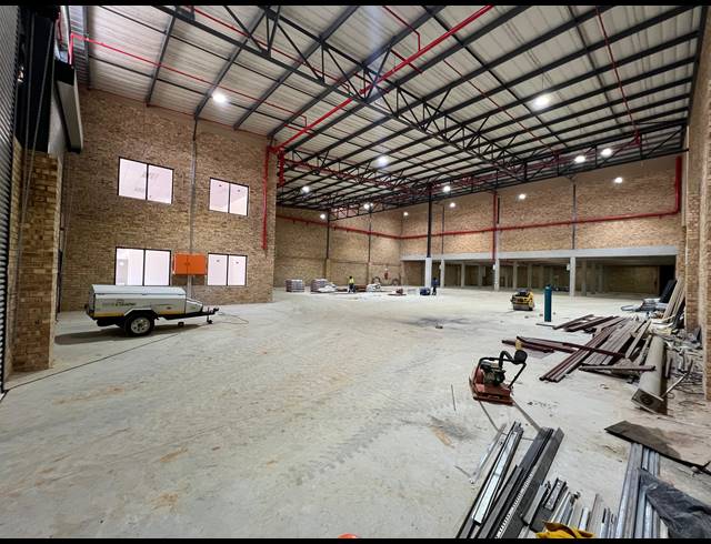 2,317M² WAREHOUSE FOR SALE IN MULDERSDRIFT